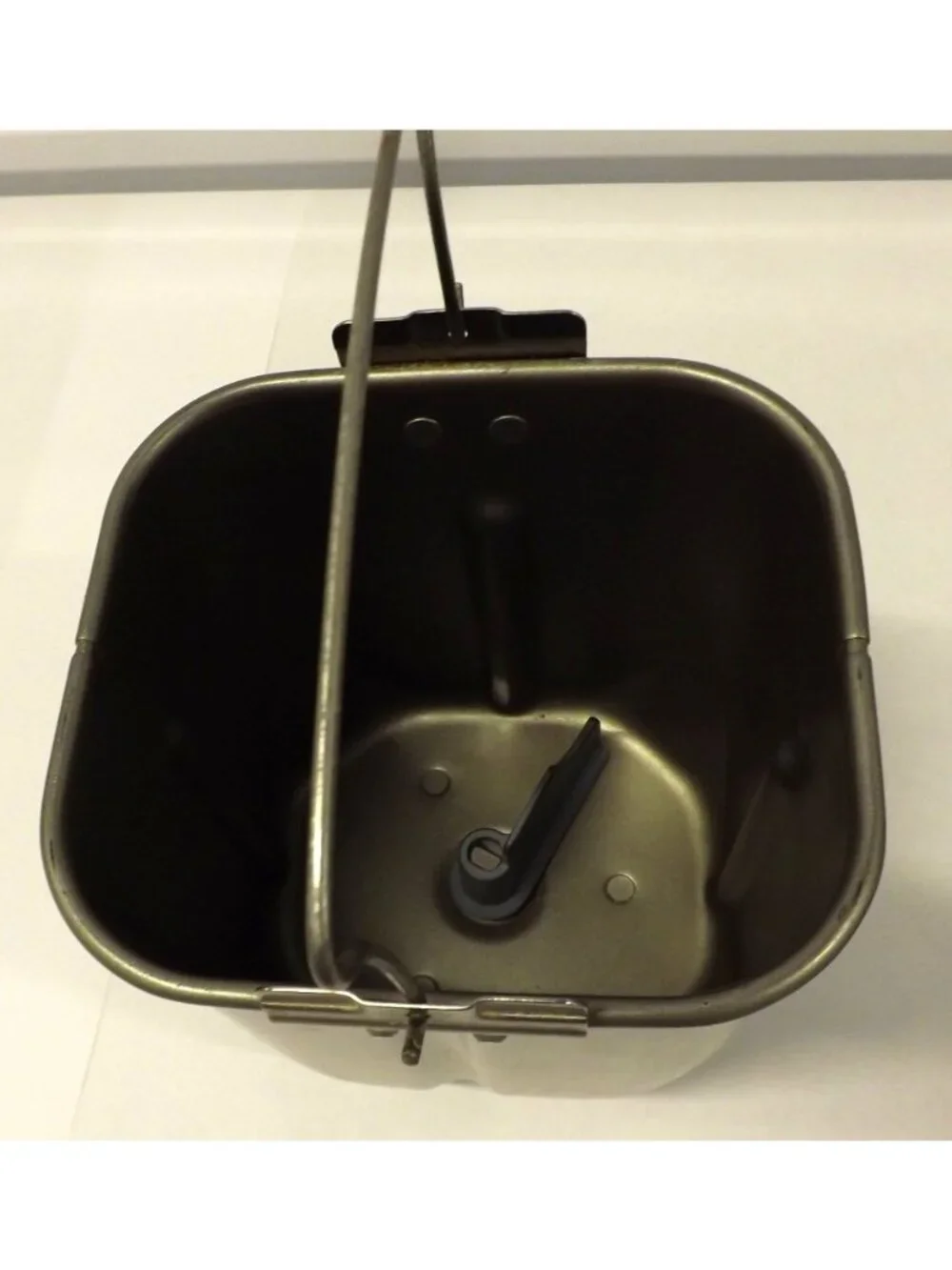 Zojirushi Bread Maker BBCC-Q15 Replacement Bowl Pan & Kneading Paddle